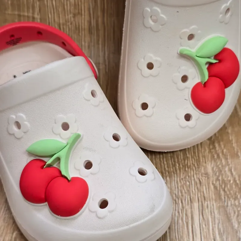 Crocs de Cereza