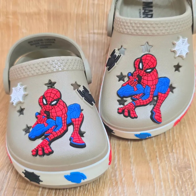 Crocs de Spiderman color beich