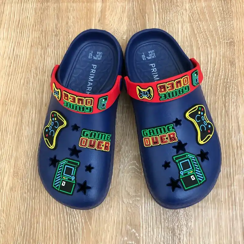Crocs "Game Over"