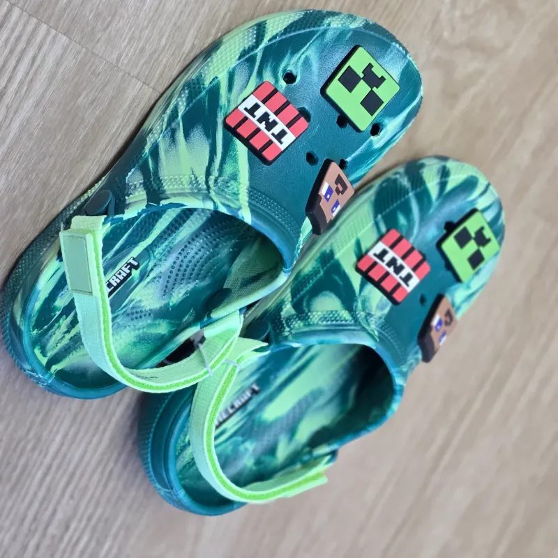 Crocs Verdes de Minecraft