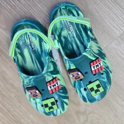 Crocs Verdes de Minecraft