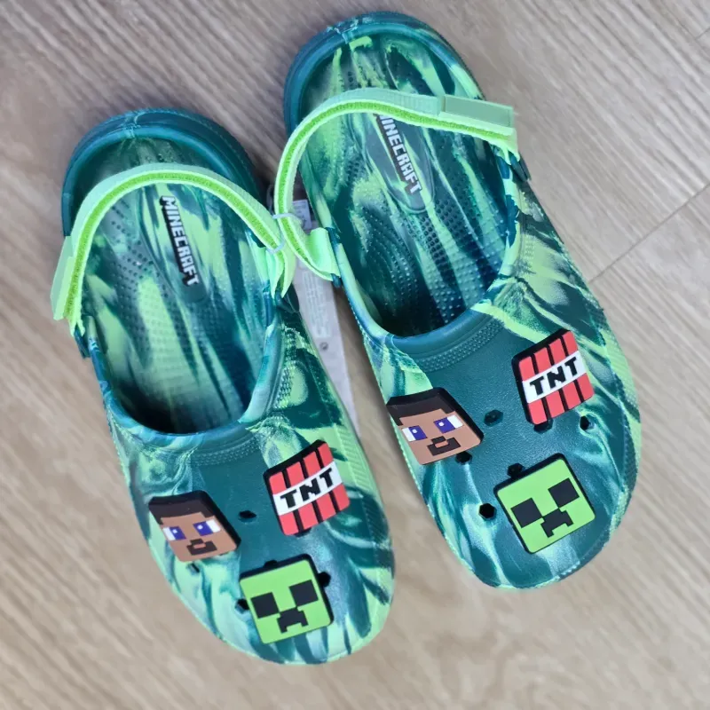 Crocs Verdes de Minecraft