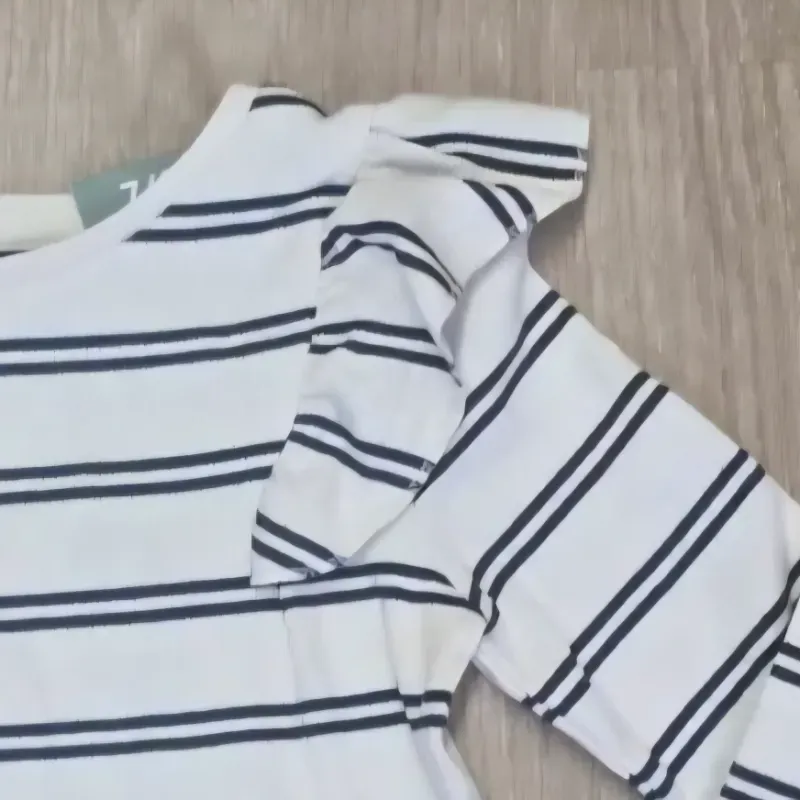 Enguatada Beich de Rayas negras con vuelos