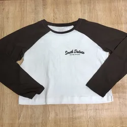 Enguatada con mangas color marrón