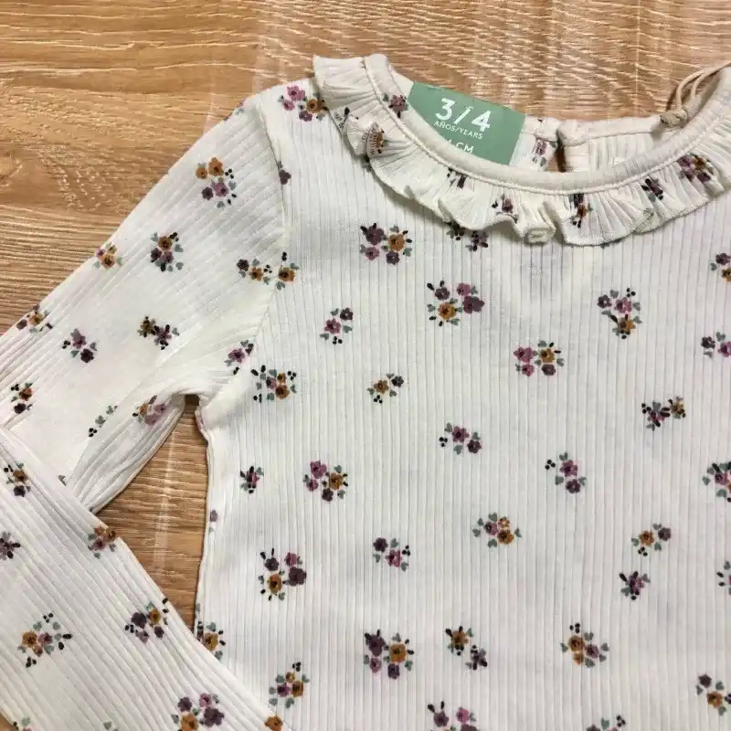 Enguatada de canalé de florecitas 