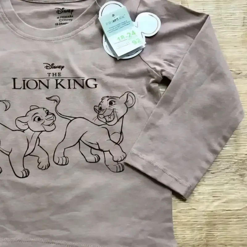 Enguatada del Rey León color violeta