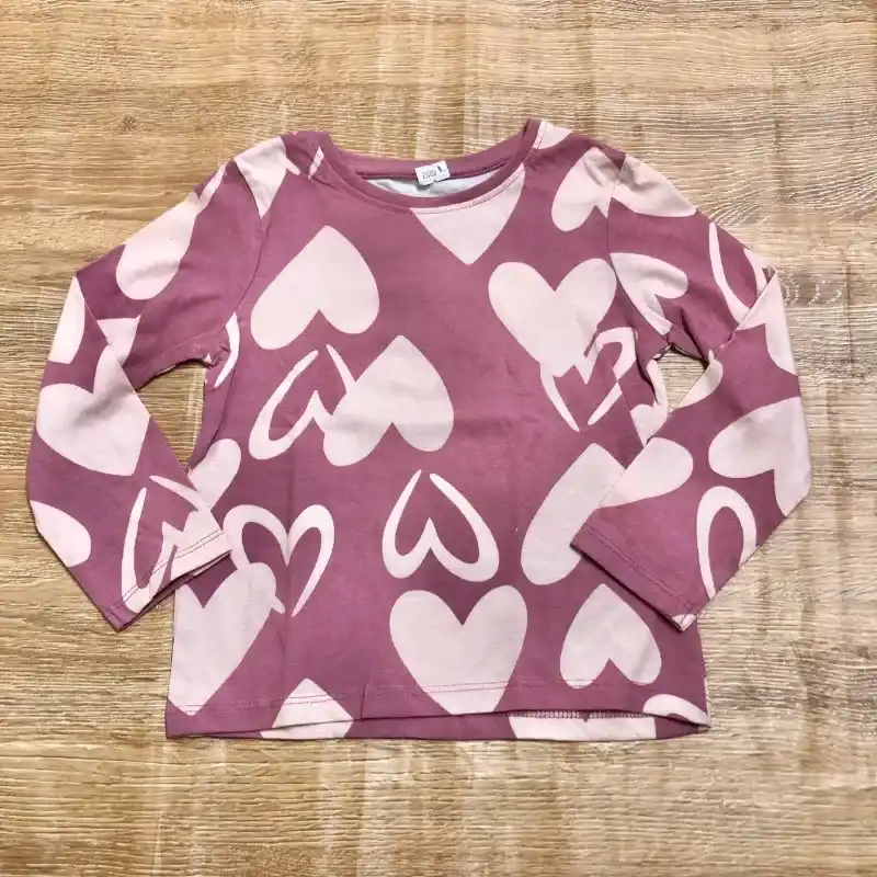 Enguatada rosa de corazones 