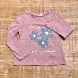 Enguatada rosada con flores 