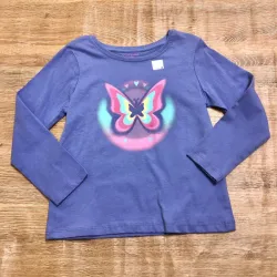 Enguatada violeta de mariposa 