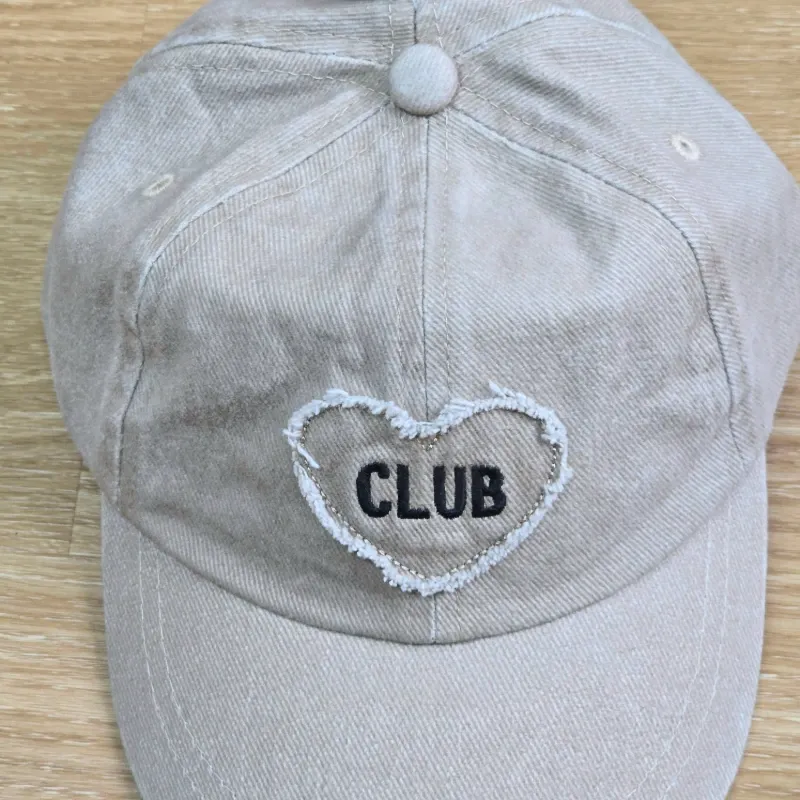 Gorra CLUB con corazon