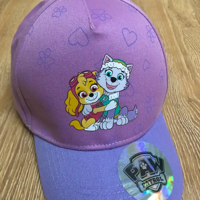 Gorra de Paw Patrol color violeta