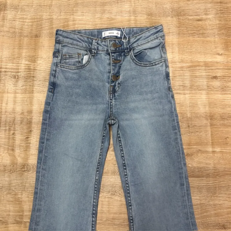 Jeans Flare aguas claras