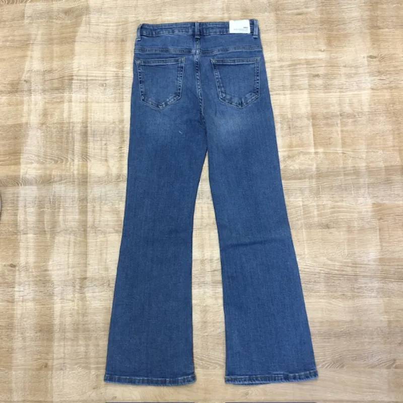 Jeans Flare Mango de mezclilla