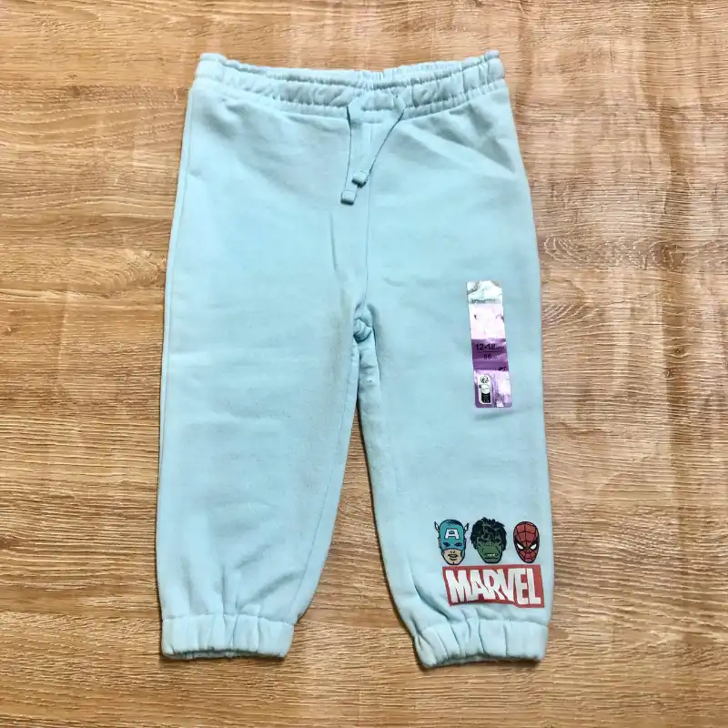 Jogger azul de Marvel 
