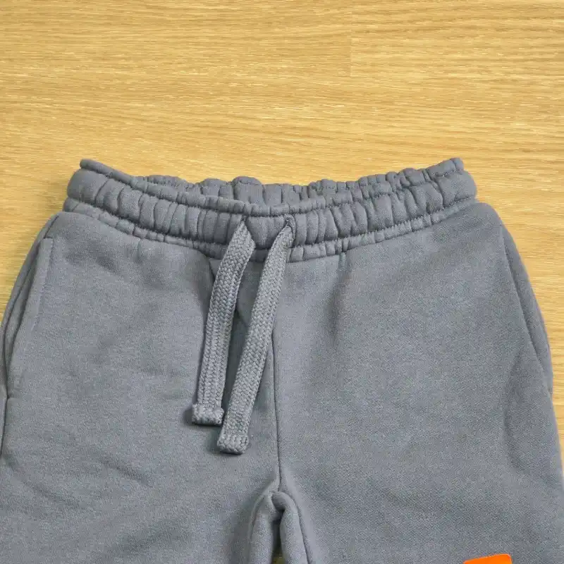 Jogger Básico Gris