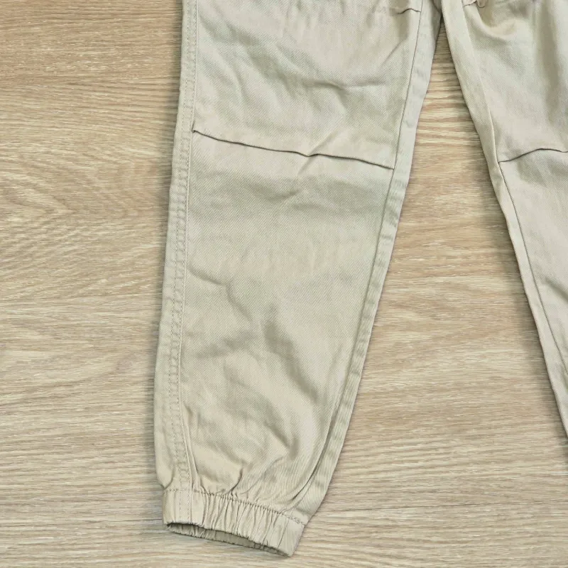 Jogger color beich de puños
