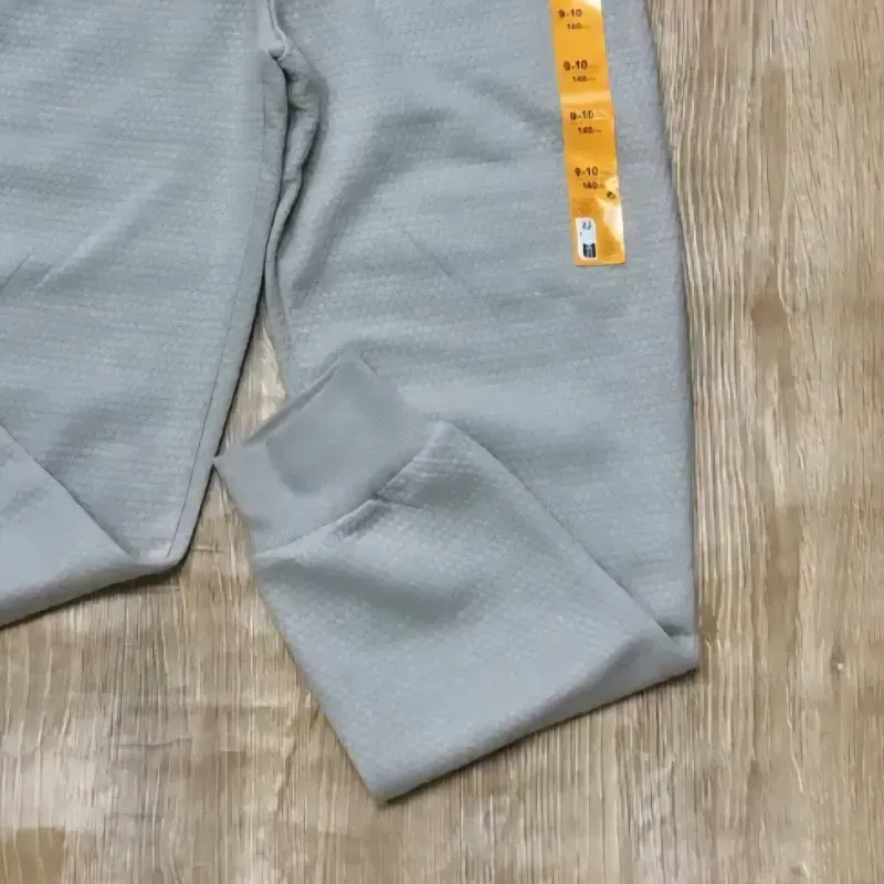 Jogger color beige 