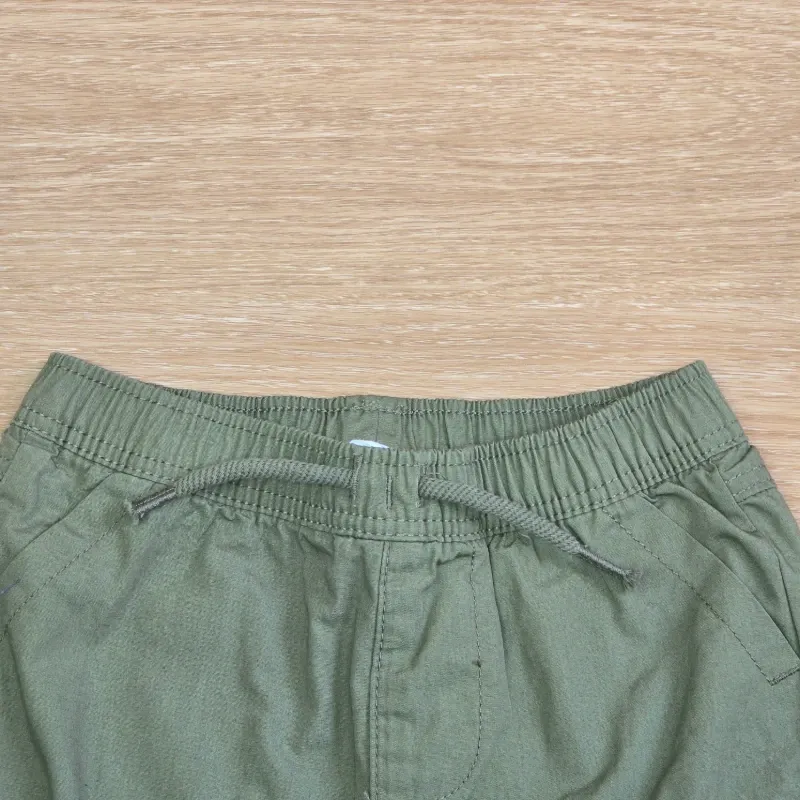 Jogger color verde cargo