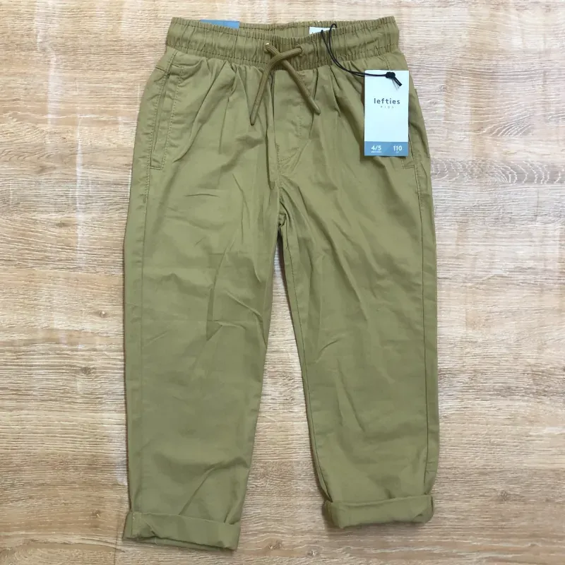 Jogger color verde olivo 
