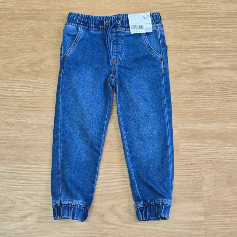 Jogger de mezclilla azul