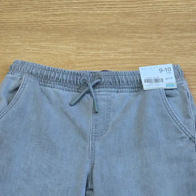 Jogger de mezclilla color gris