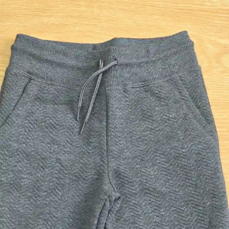 Jogger Nido de Abejas Gris