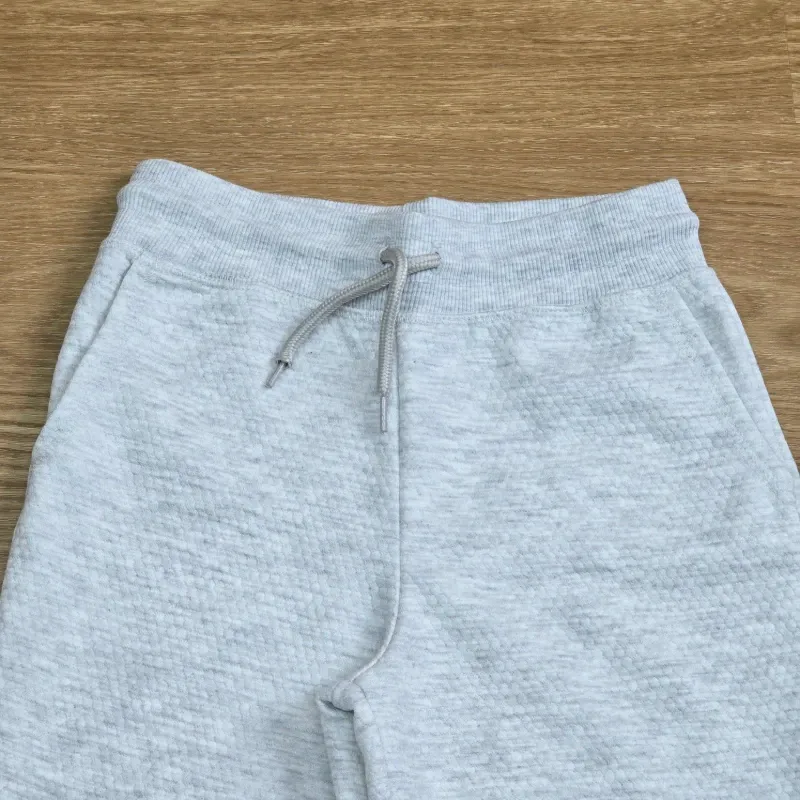 Jogger Nido de Abejas Gris Claro