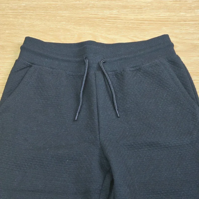 Jogger Niño de Abejas Negro