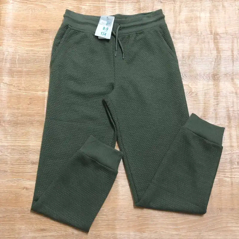 Jogger verde olivo 