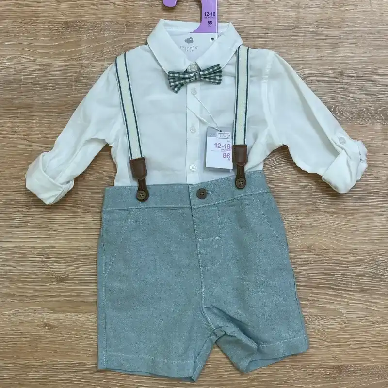 Juego de short con tirantes y camisa 