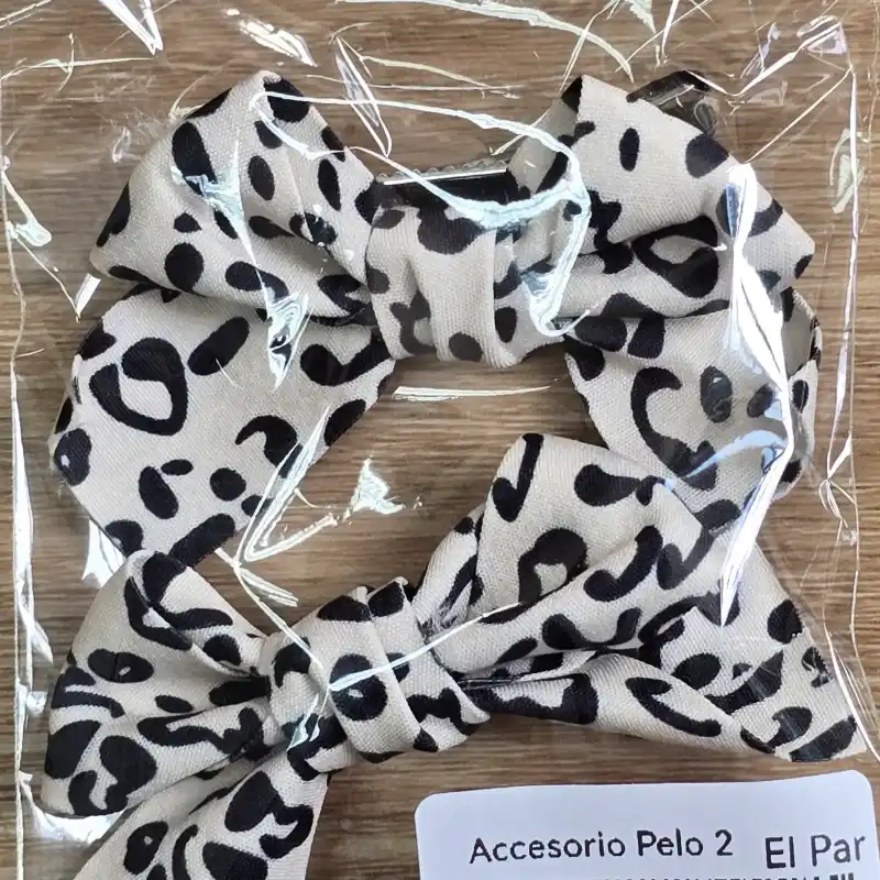 Lazos con detalles en negro