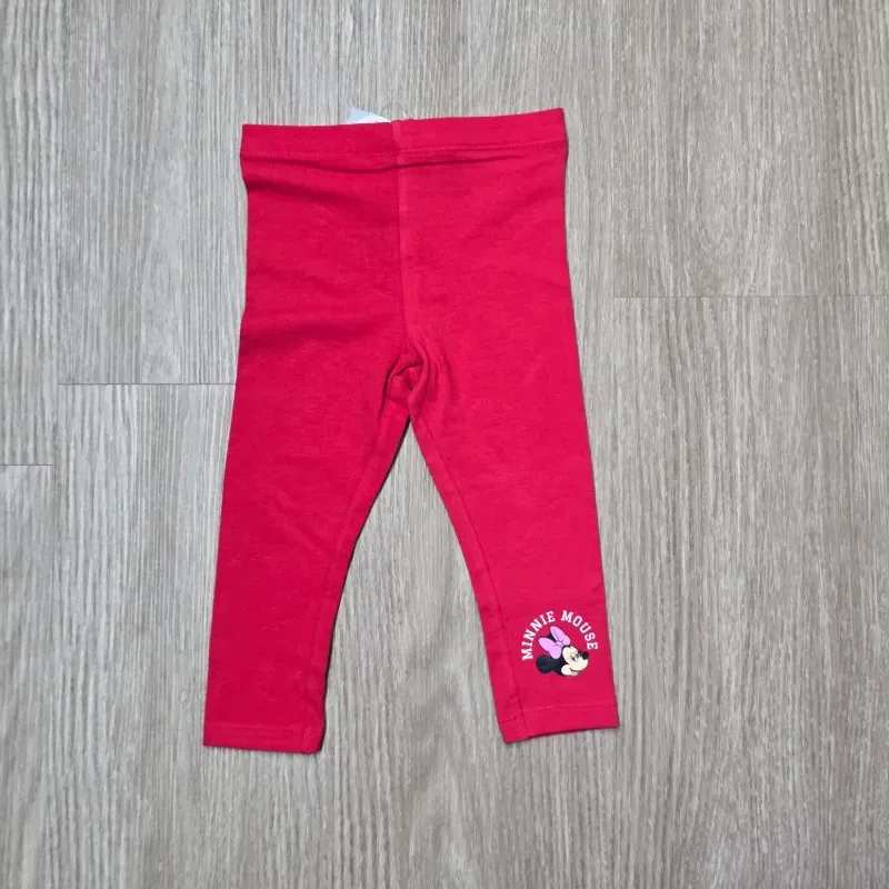 Leggin color rojo de Minnie Mouse