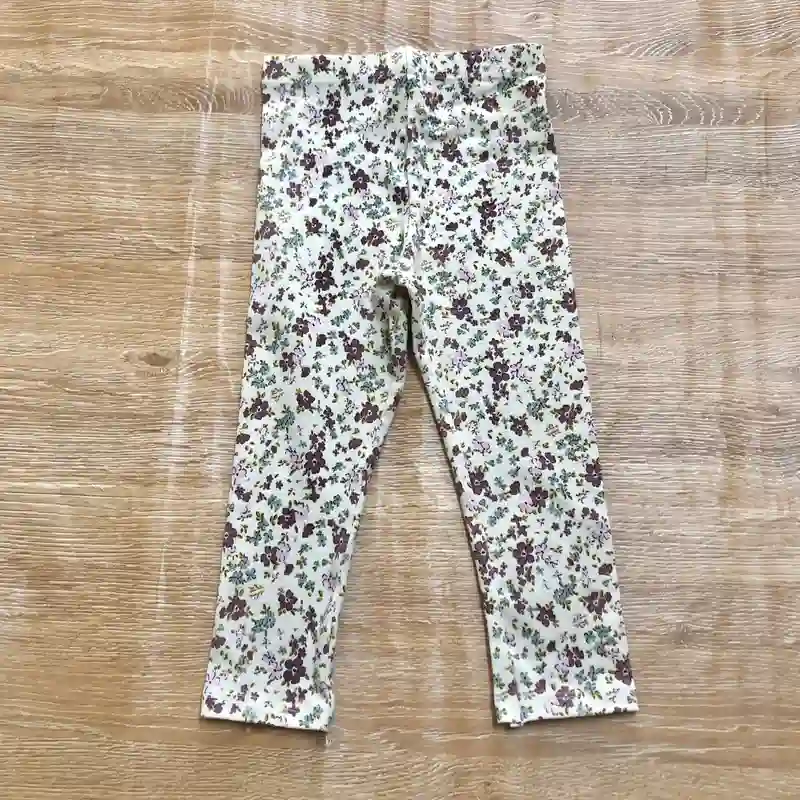 Leggins con flores 