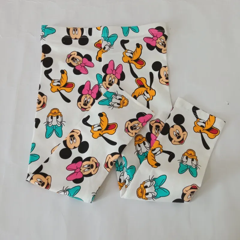 Leggins con Mickey Mouse y amigos 