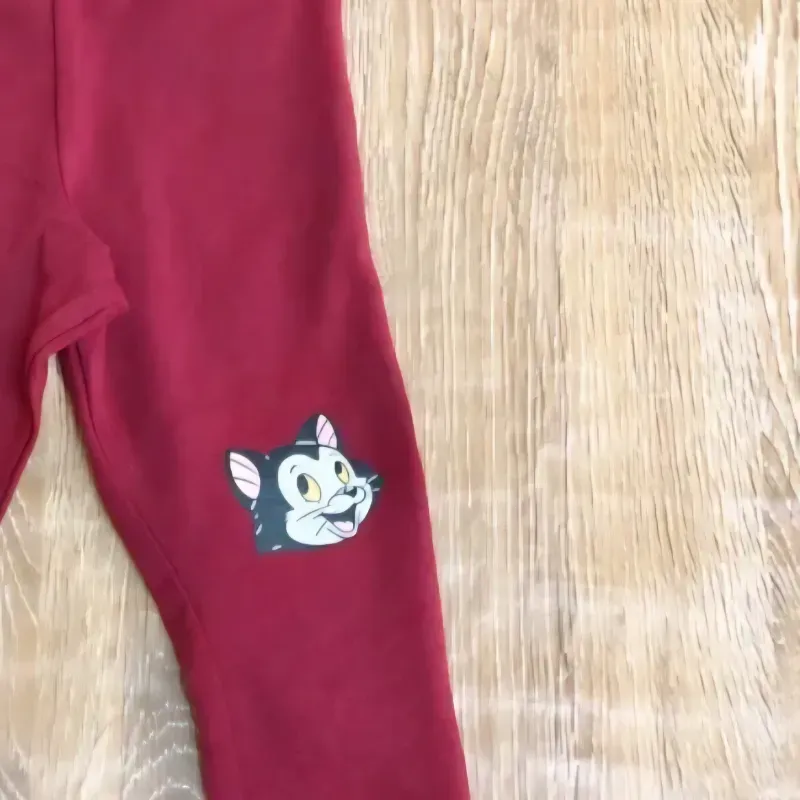 Leggins con Minnie Mouse y su mascota