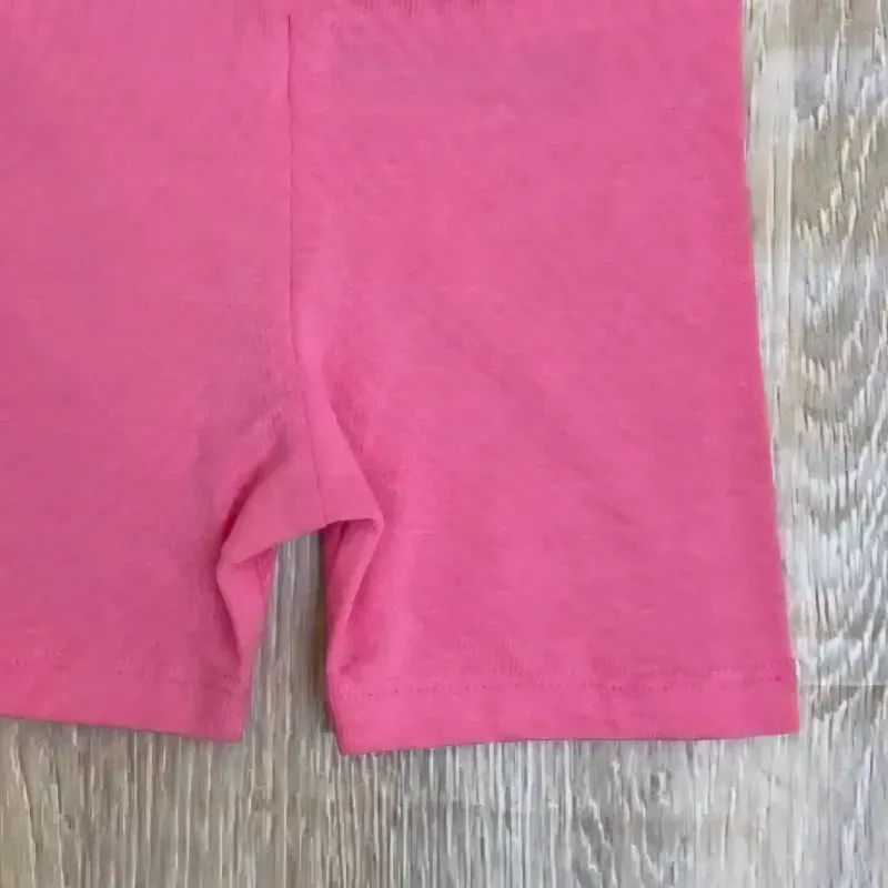 Leggins cortas de color rosado