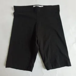 Leggins cortos color negro 