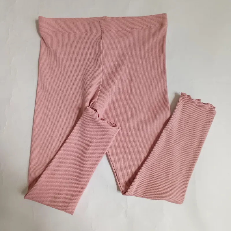 Leggins de canalé color rosado 