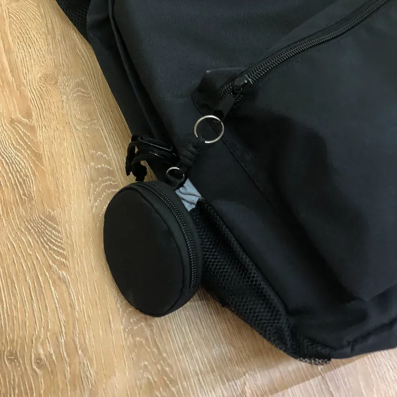Mochila color negro