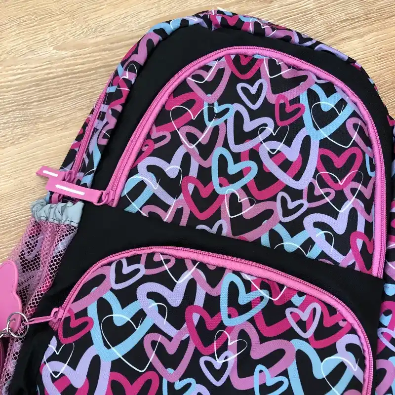 Mochila de corazones 