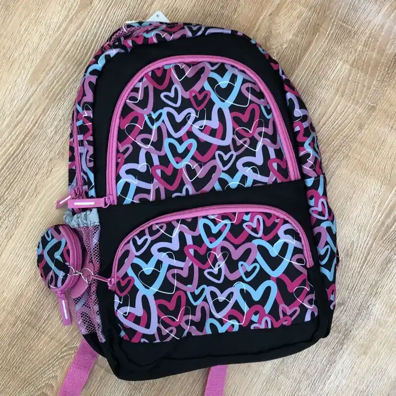 Mochila de corazones 