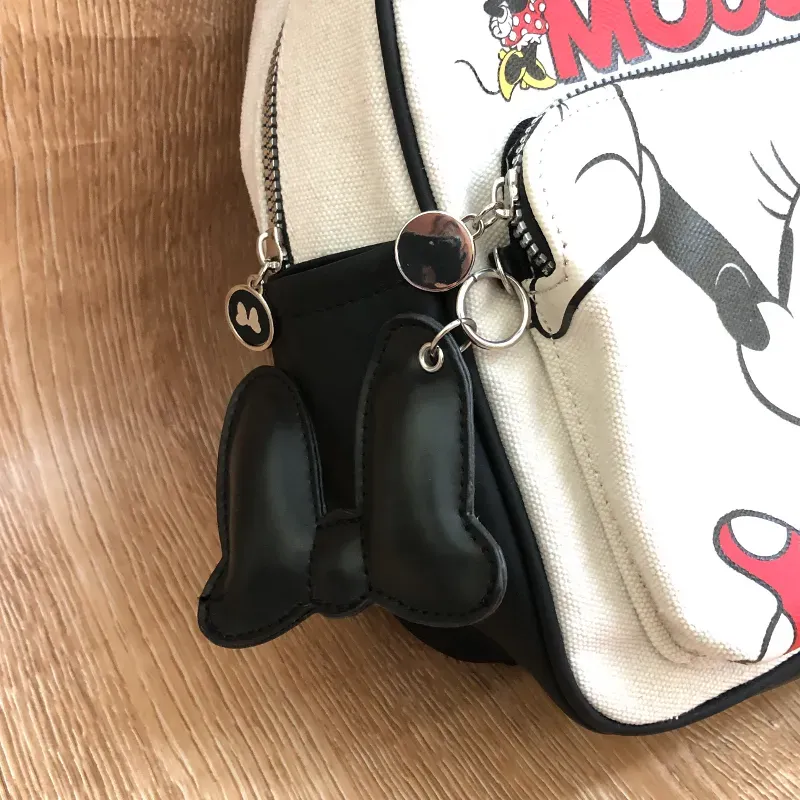 Mochila de Minnie Mouse color blanco y negro 