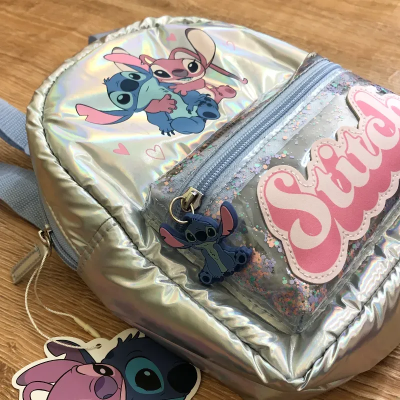 Mochila de Stitch color plateado
