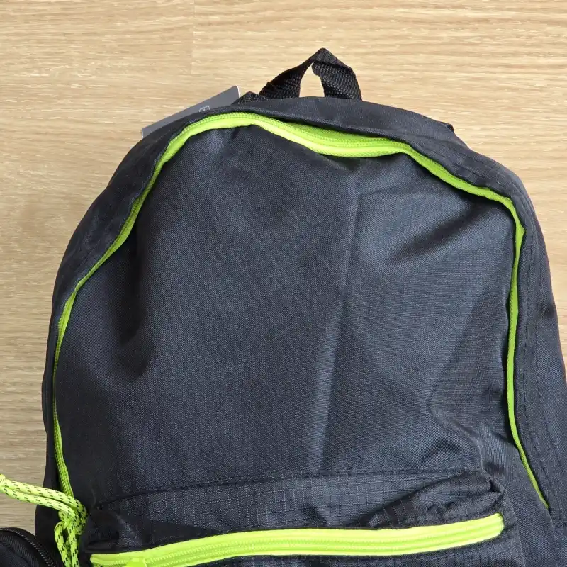 Mochila negra básica