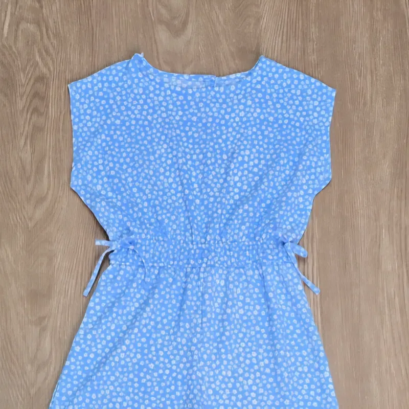 Mono Pantalón Azul con Flores Blancas