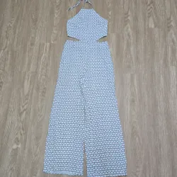 Mono pantalon color Blanco con detalles