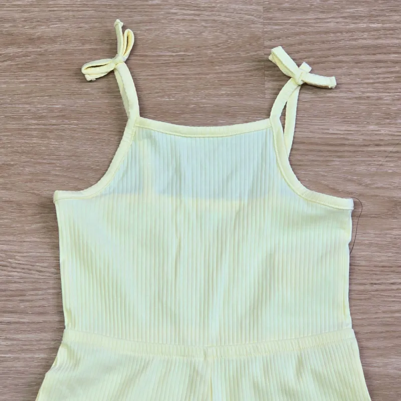 Mono short color amarillo