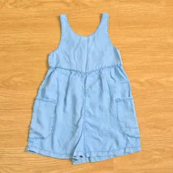 Mono short estilo mezclilla con bolsillos