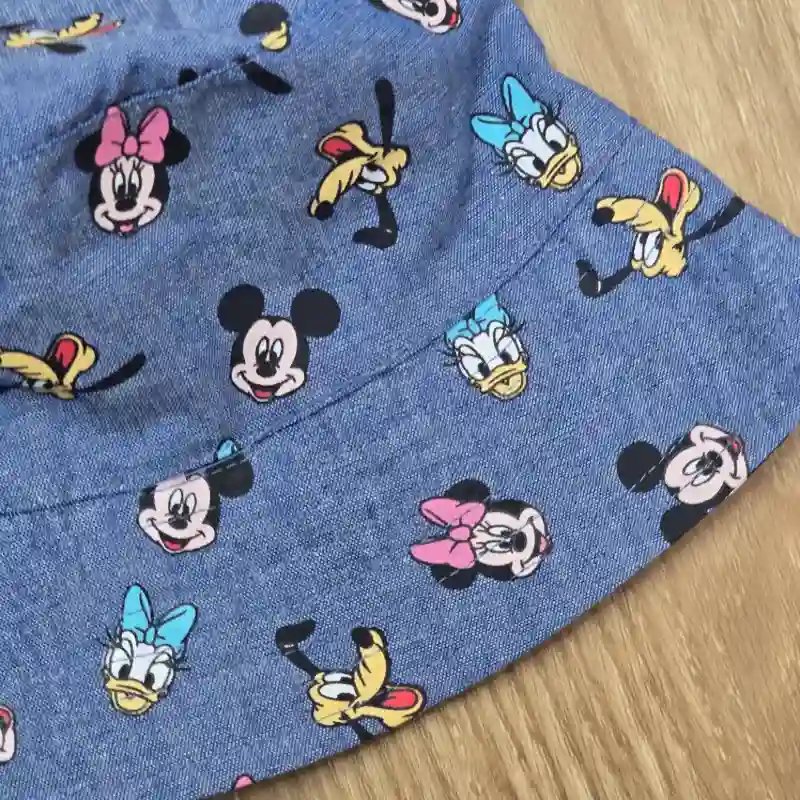 Pachanga estilo mezclilla de Minnie mouse