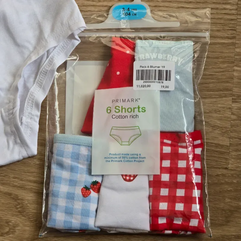 Pack 6 Blumer con diseño de fresita